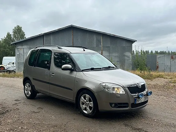 Skoda Roomster 2008 photo 3