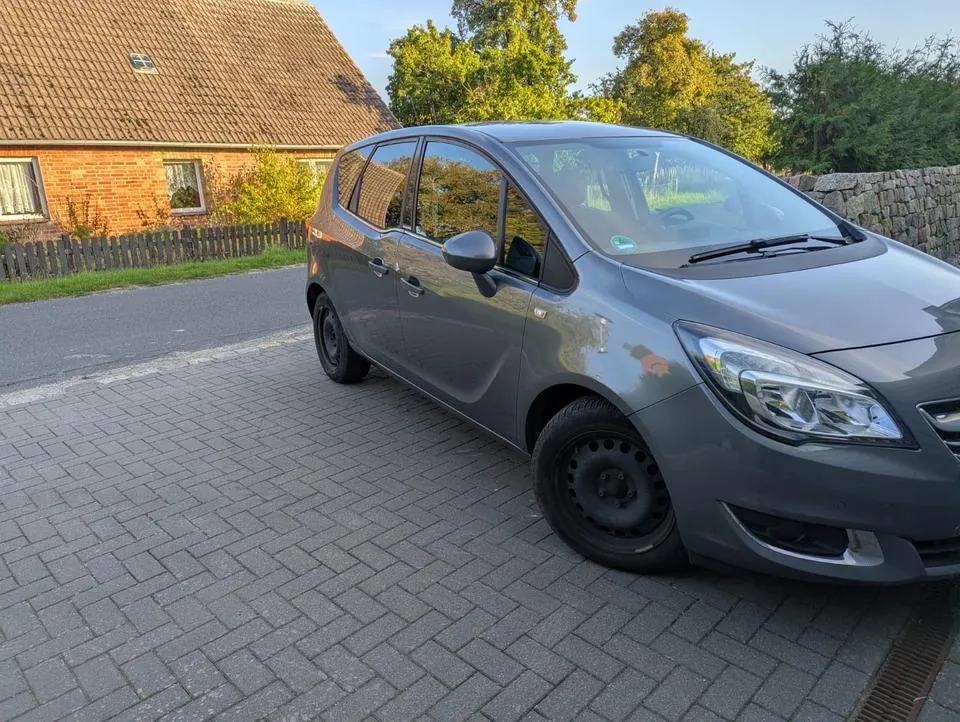 Opel Mariva