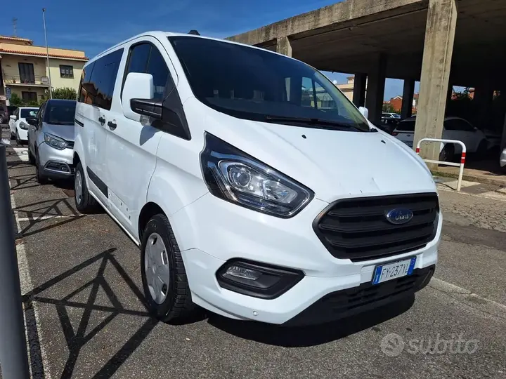 Ford Tourneo Custom