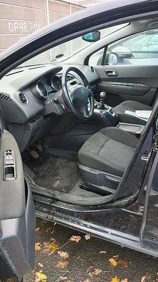 Peugeot 5008 2009 photo 4
