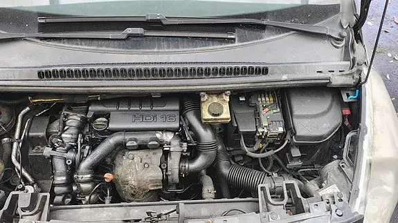 Peugeot 5008 2009 photo 5