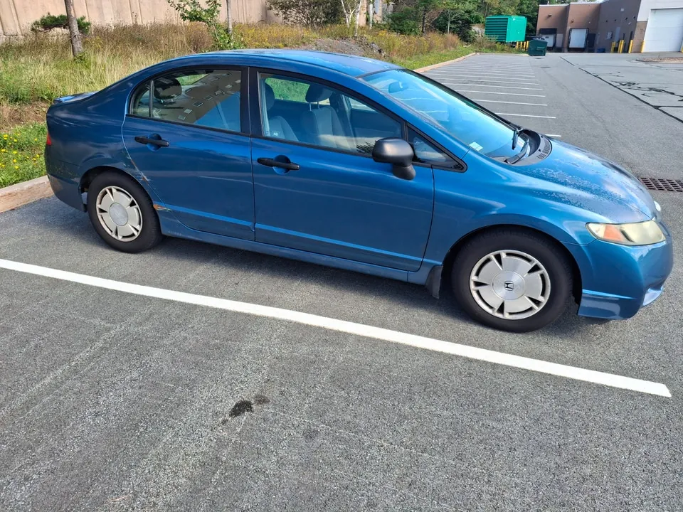 Honda Civic 2010 photo 2