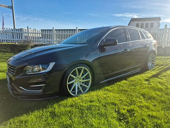 Volvo V60 2015 photo 4