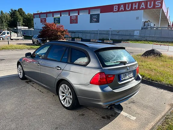 BMW 320D 2011 photo 3