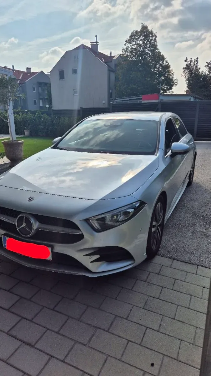 Mercedes-Benz Aklasse 2018 photo 2