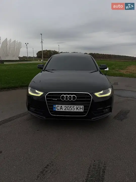 Audi A4 2013 photo 3