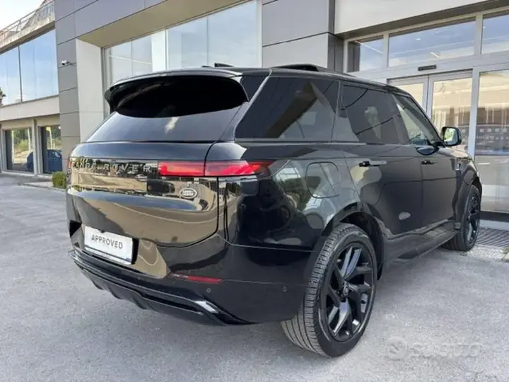 Land Rover Range Rover Sport 2023 photo 2