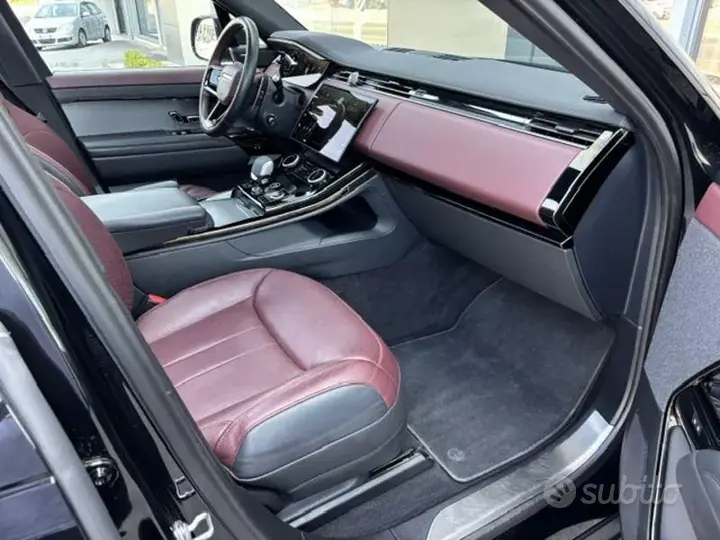 Land Rover Range Rover Sport 2023 photo 3
