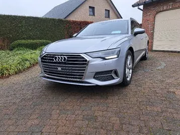 Audi A6 Avant 2022 photo 2