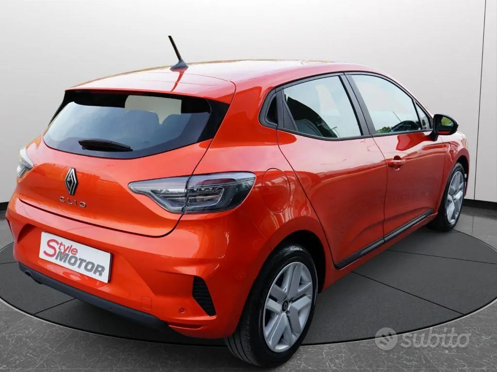 Renault Clio 2025 photo 2