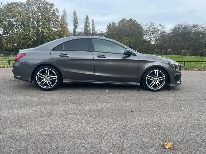 Mercedes-Benz Cla 2013 photo 2