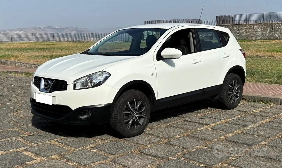 Nissan Qashqai 2013 photo 3