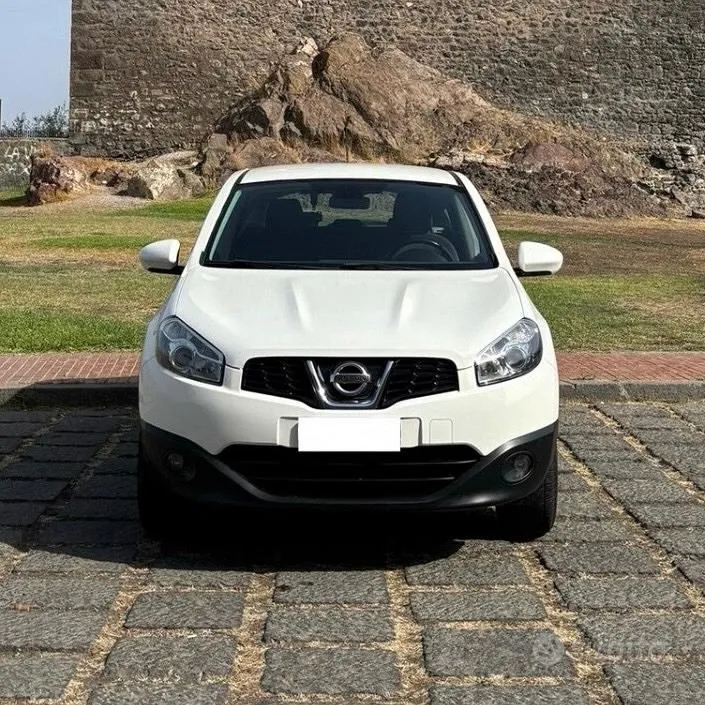 Nissan Qashqai 2013 photo 2