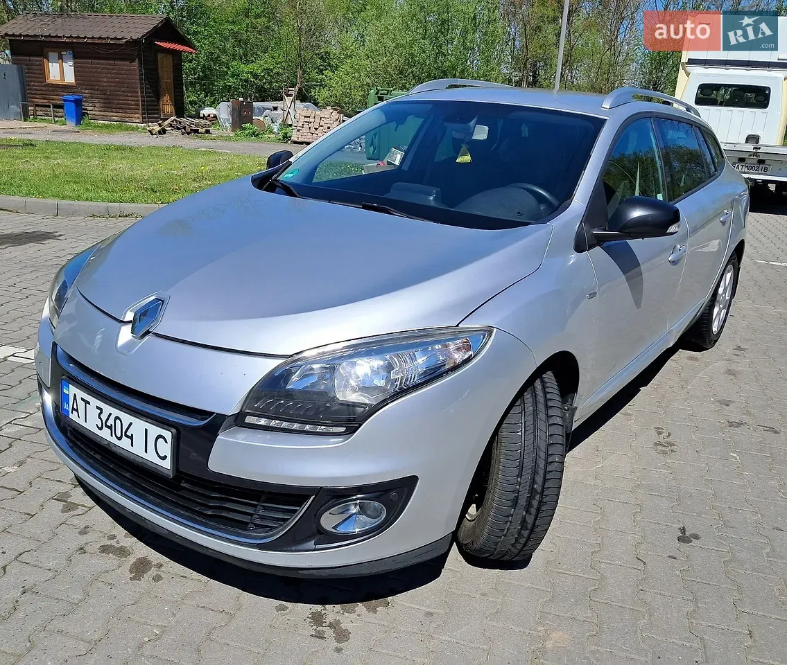 Renault Megane 2013 photo 2
