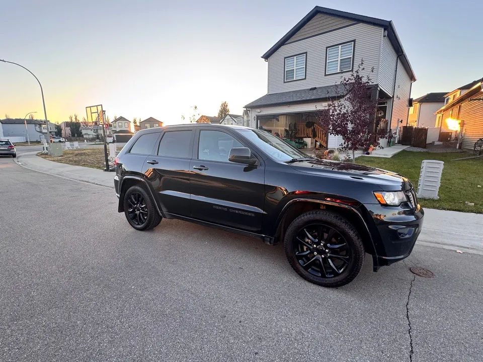Jeep Grand Cherokee 2017 photo 4
