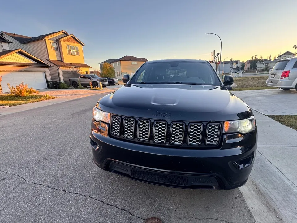Jeep Grand Cherokee 2017 photo 3