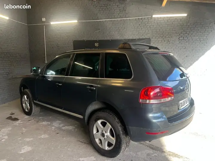 Volkswagen Touareg 2005 photo 2