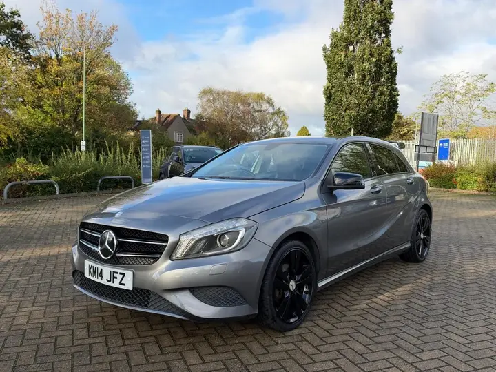 Mercedes-Benz A-Class 2014 photo 3