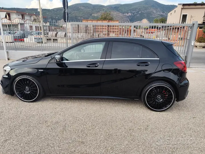 Mercedes-Benz A 180 2017 photo 5