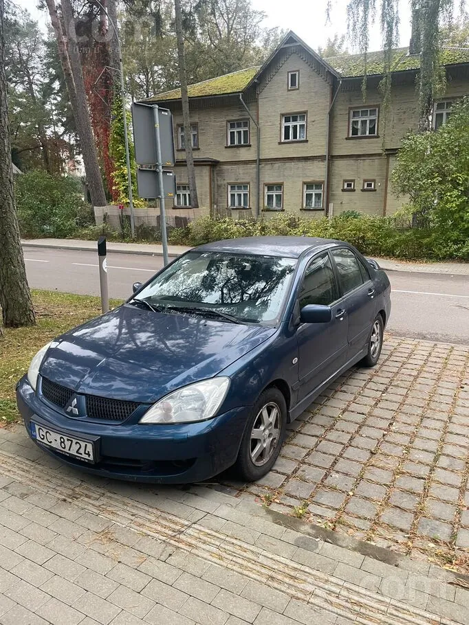 Mitsubishi Lancer