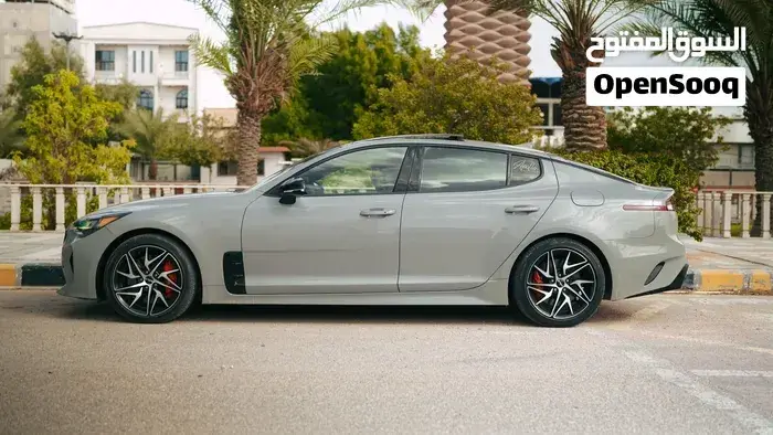 Kia Stinger 2023 photo 3