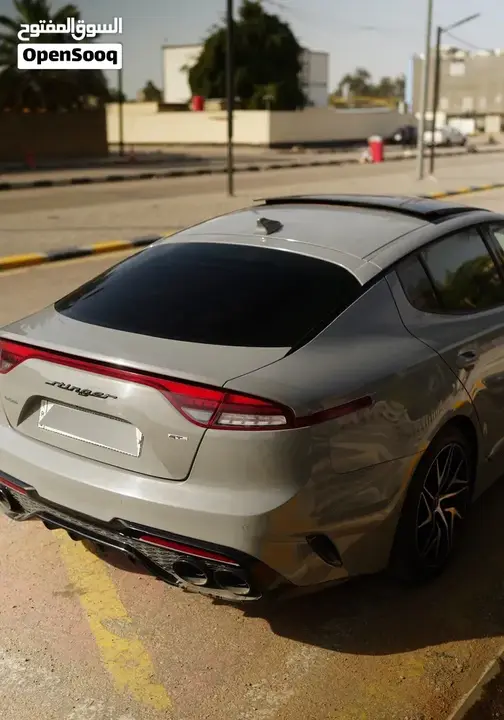 Kia Stinger 2023 photo 2