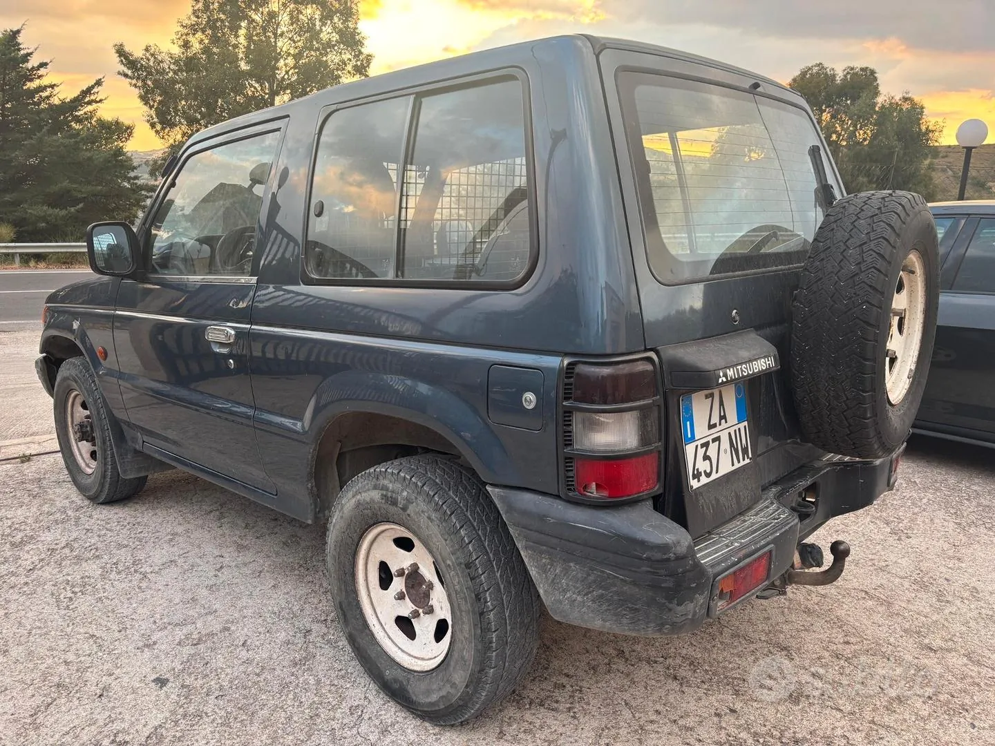 Mitsubishi Pajero 1991 photo 4