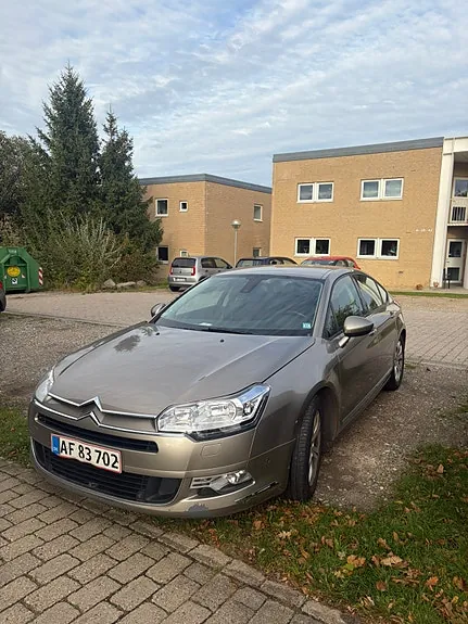 Citroen C5 2012 photo 4