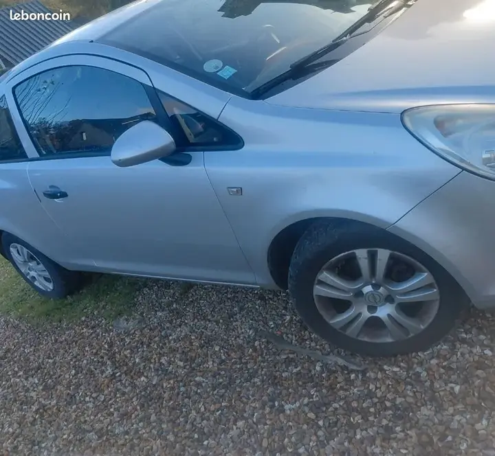 Opel Corsa 2009 photo 2