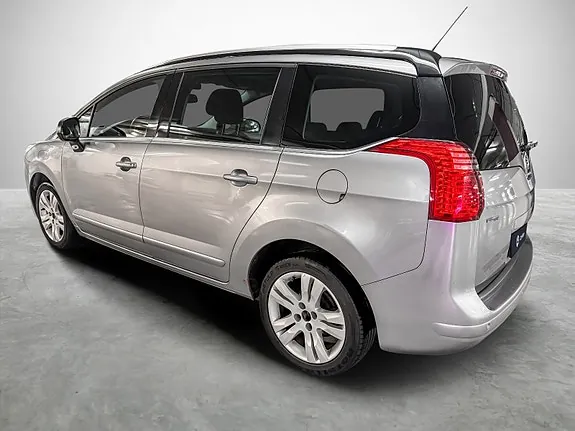 Peugeot 5008 2015 photo 3