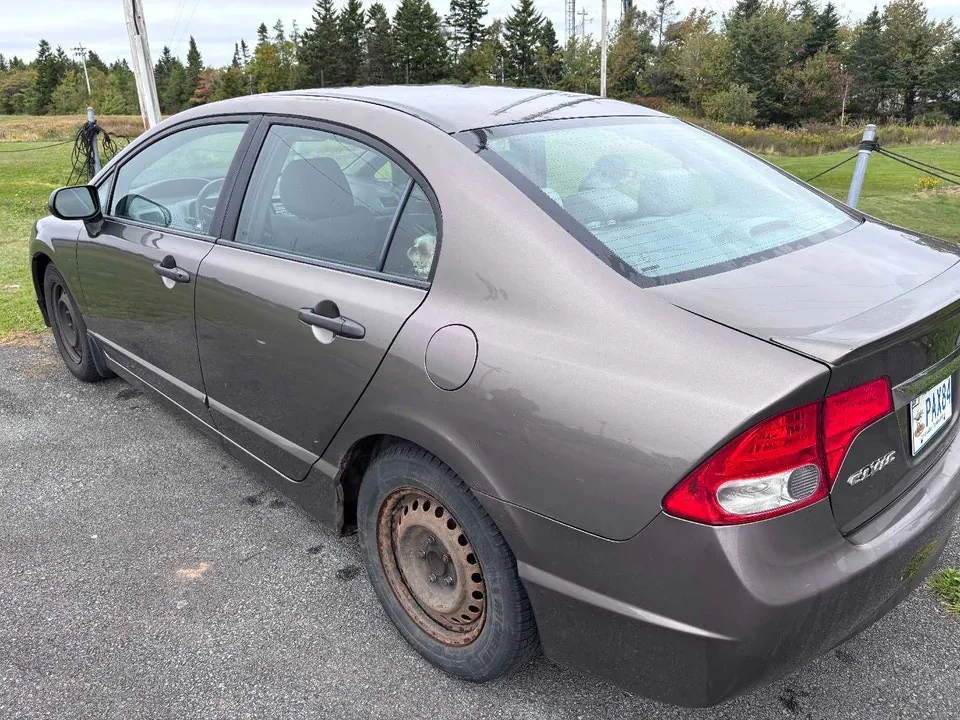 Honda Civic 2009 photo 3