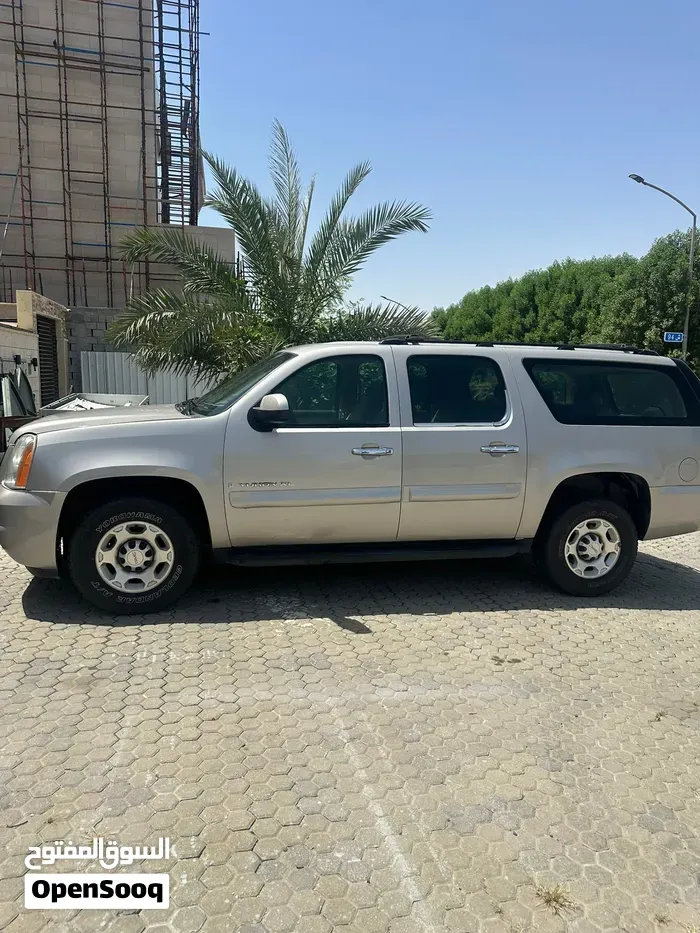 GMC Yukon 2009 photo 3