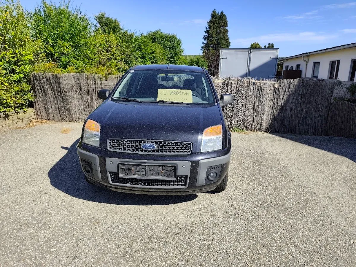 Ford Fusion 2011 photo 2
