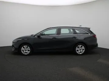 Kia Cee D 2024 photo 2