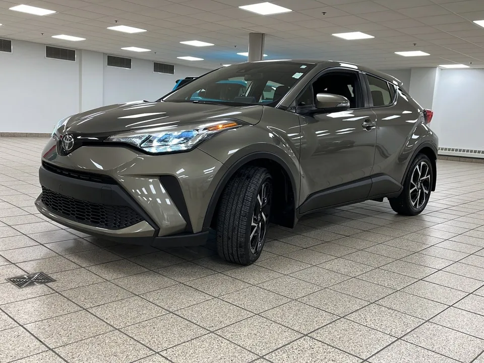 Toyota C-Hr 2021 photo 2