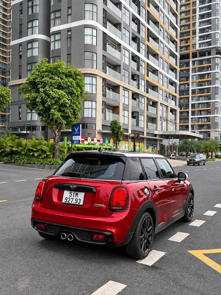 Mini Cooper S 2018 photo 2