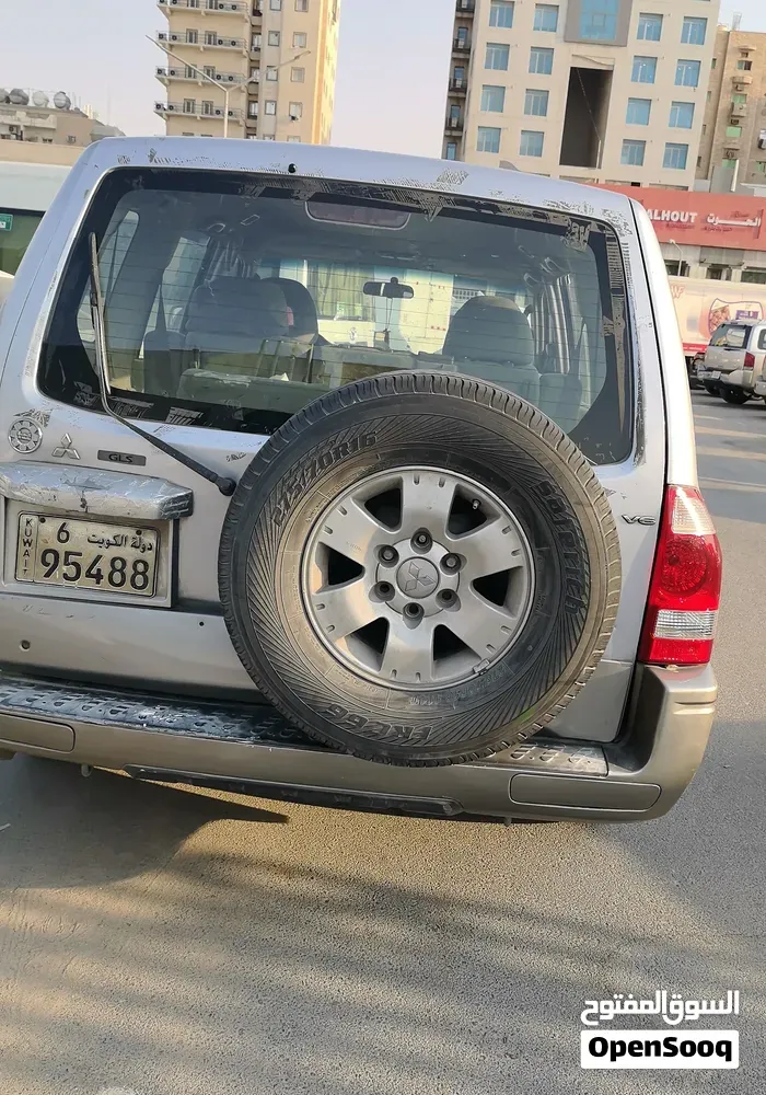 Mitsubishi Pajero 2006 photo 3