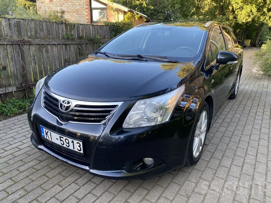 Toyota Avensis 2010 photo 4