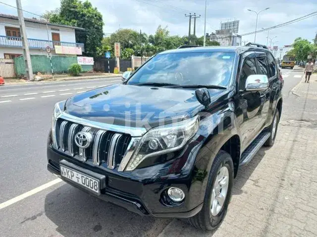 Toyota Land Cruiser Prado 2011 photo 4