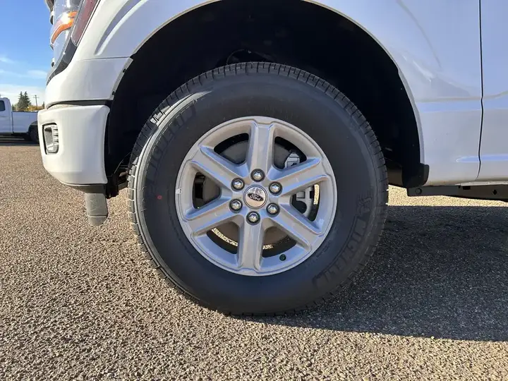 Ford F-150 2026 photo 3
