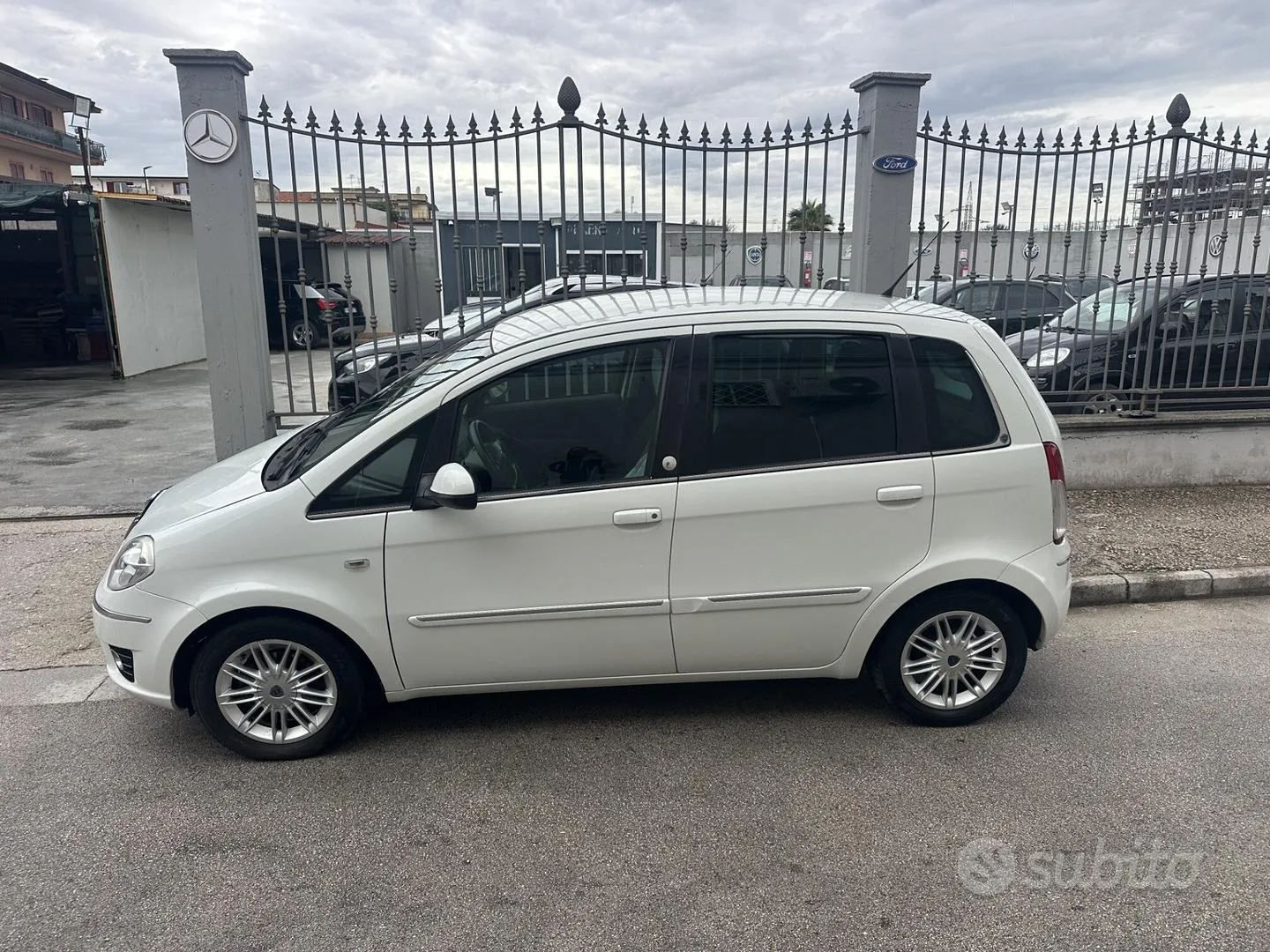 Lancia Musa 2010 photo 4