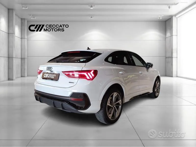 Audi Q3 2022 photo 3