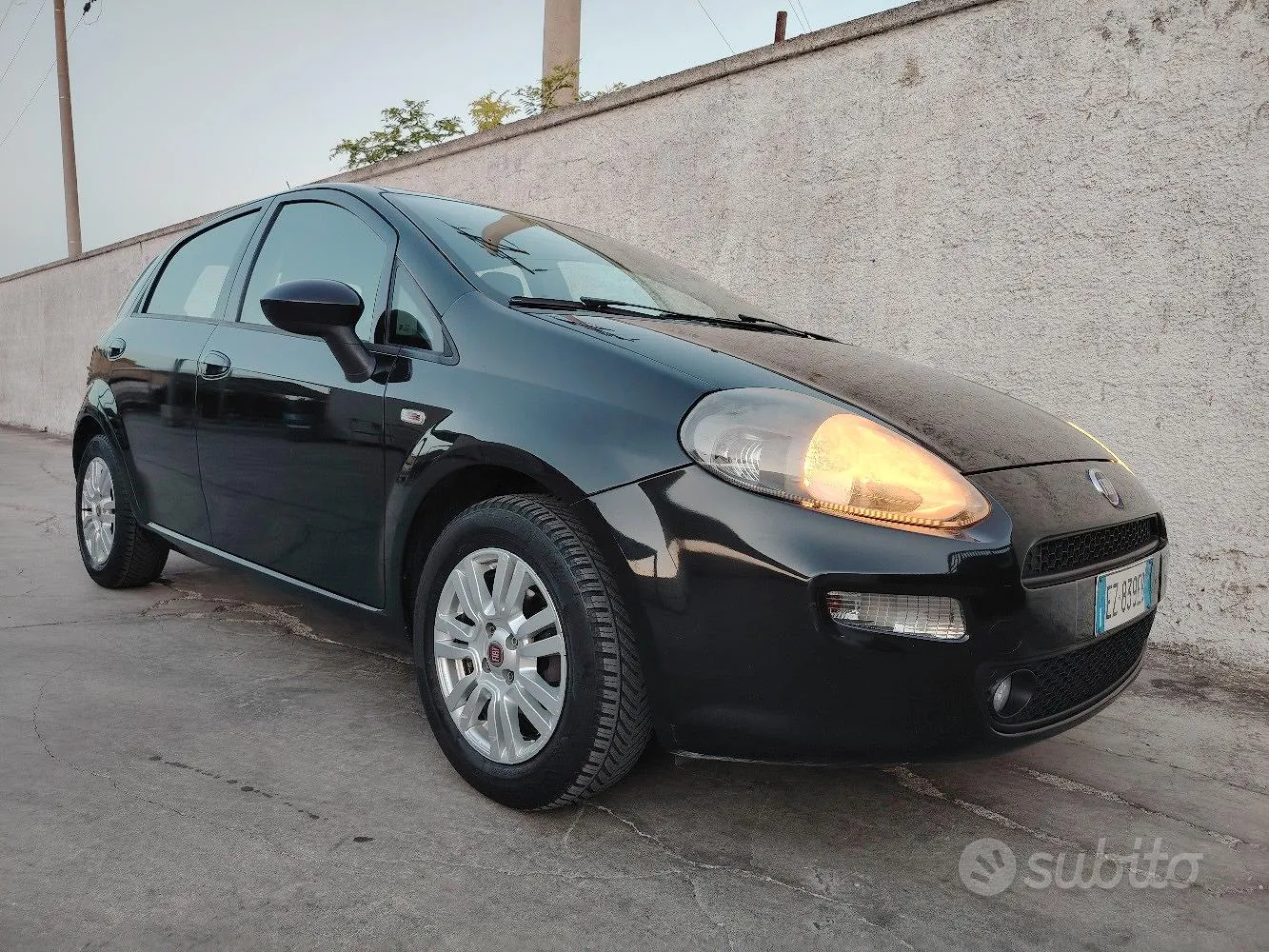 Fiat Punto 2015 photo 3