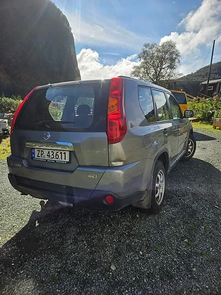 Nissan X-Trail 2009 photo 4