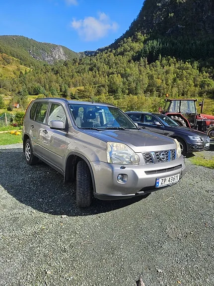 Nissan X-Trail 2009 photo 2
