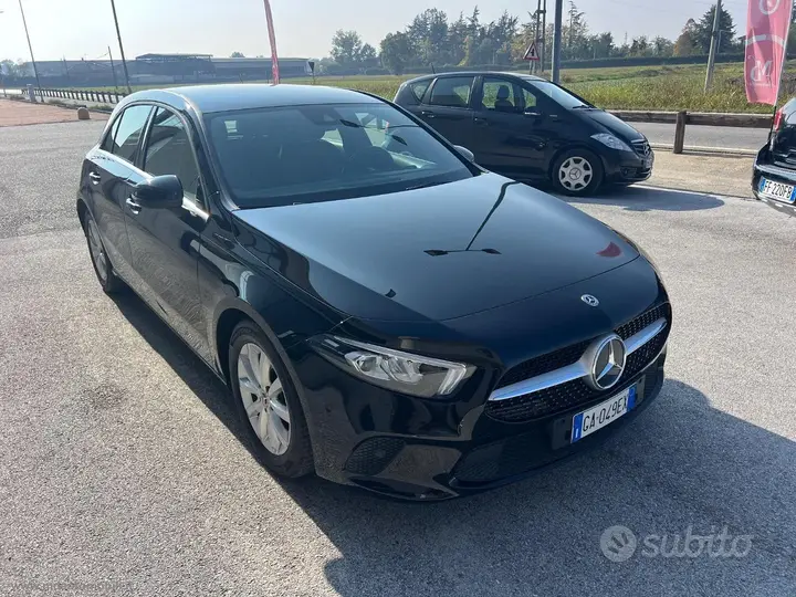 Mercedes-Benz A 180 2019 photo 3