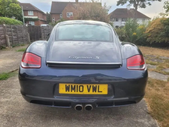 Porsche Cayman 2010 photo 2