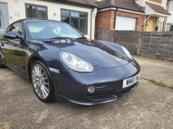 Porsche Cayman 2010 photo 4