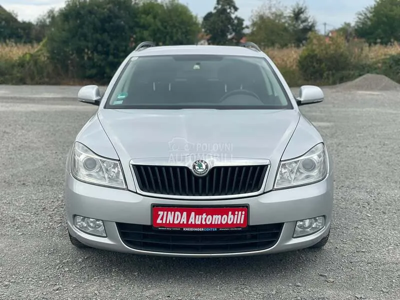 Skoda Octavia 2012 photo 2