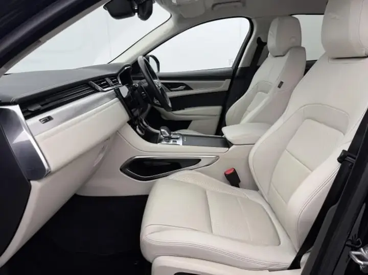 Jaguar F-Pace 2022 photo 4